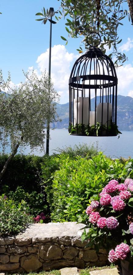 Villa Sul Lago Con Pontile Privato A Brenzone Sul Garda - Unique And Exclusive Extérieur photo