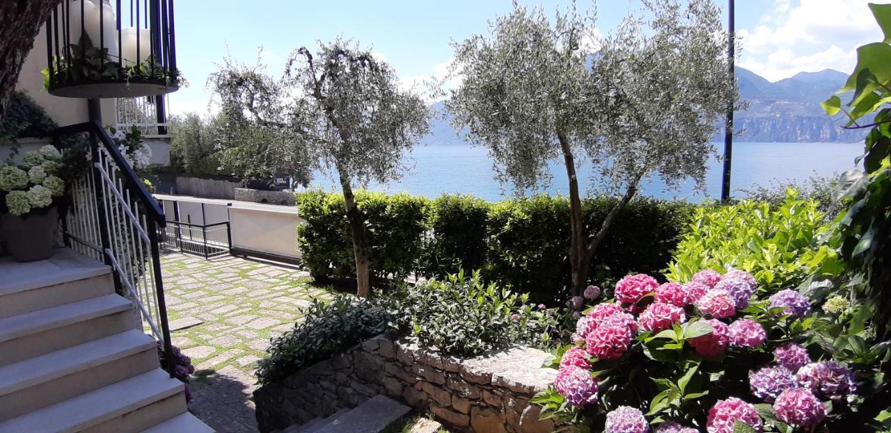 Villa Sul Lago Con Pontile Privato A Brenzone Sul Garda - Unique And Exclusive Extérieur photo