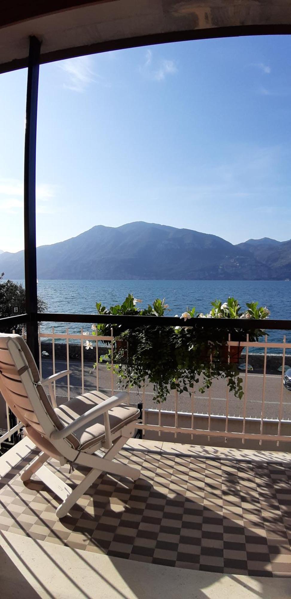 Villa Sul Lago Con Pontile Privato A Brenzone Sul Garda - Unique And Exclusive Extérieur photo