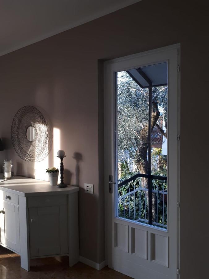 Villa Sul Lago Con Pontile Privato A Brenzone Sul Garda - Unique And Exclusive Extérieur photo