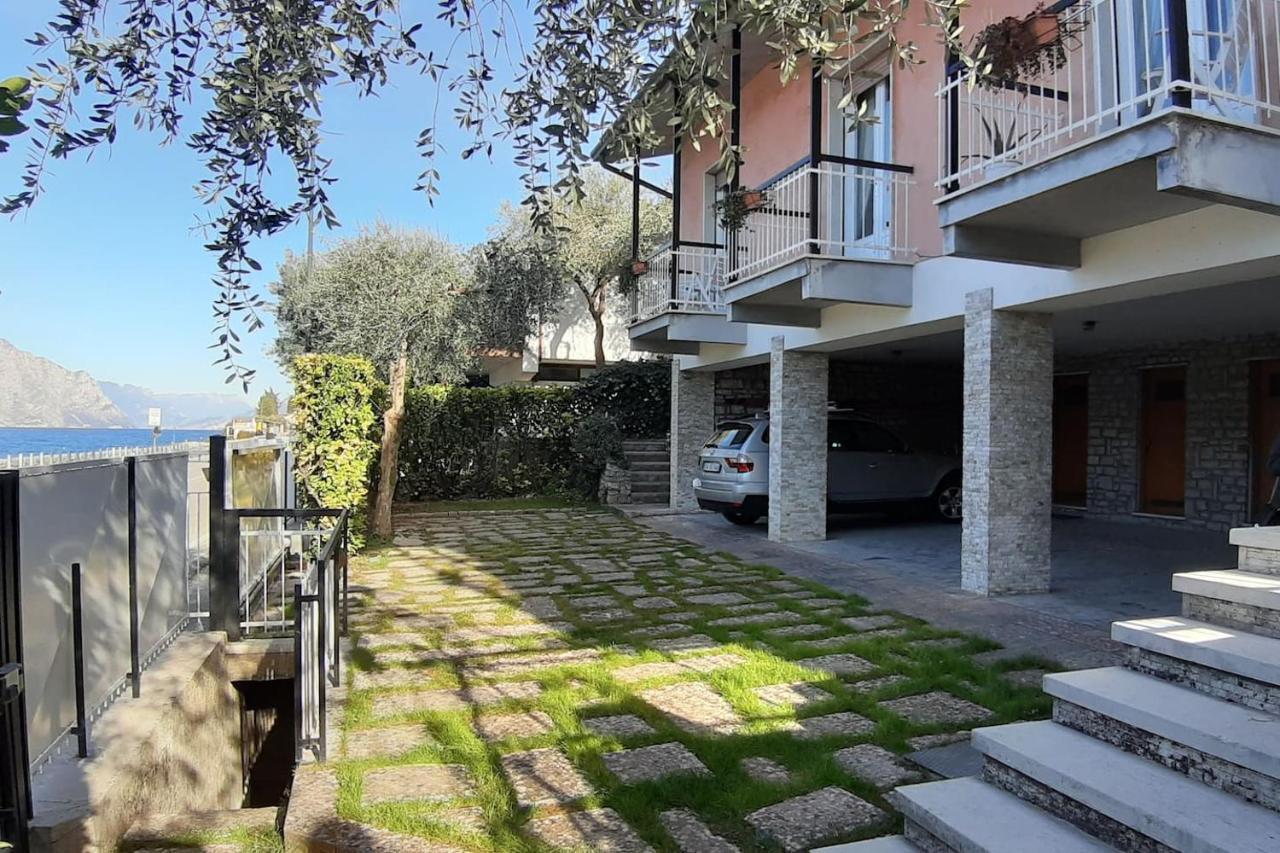 Villa Sul Lago Con Pontile Privato A Brenzone Sul Garda - Unique And Exclusive Extérieur photo