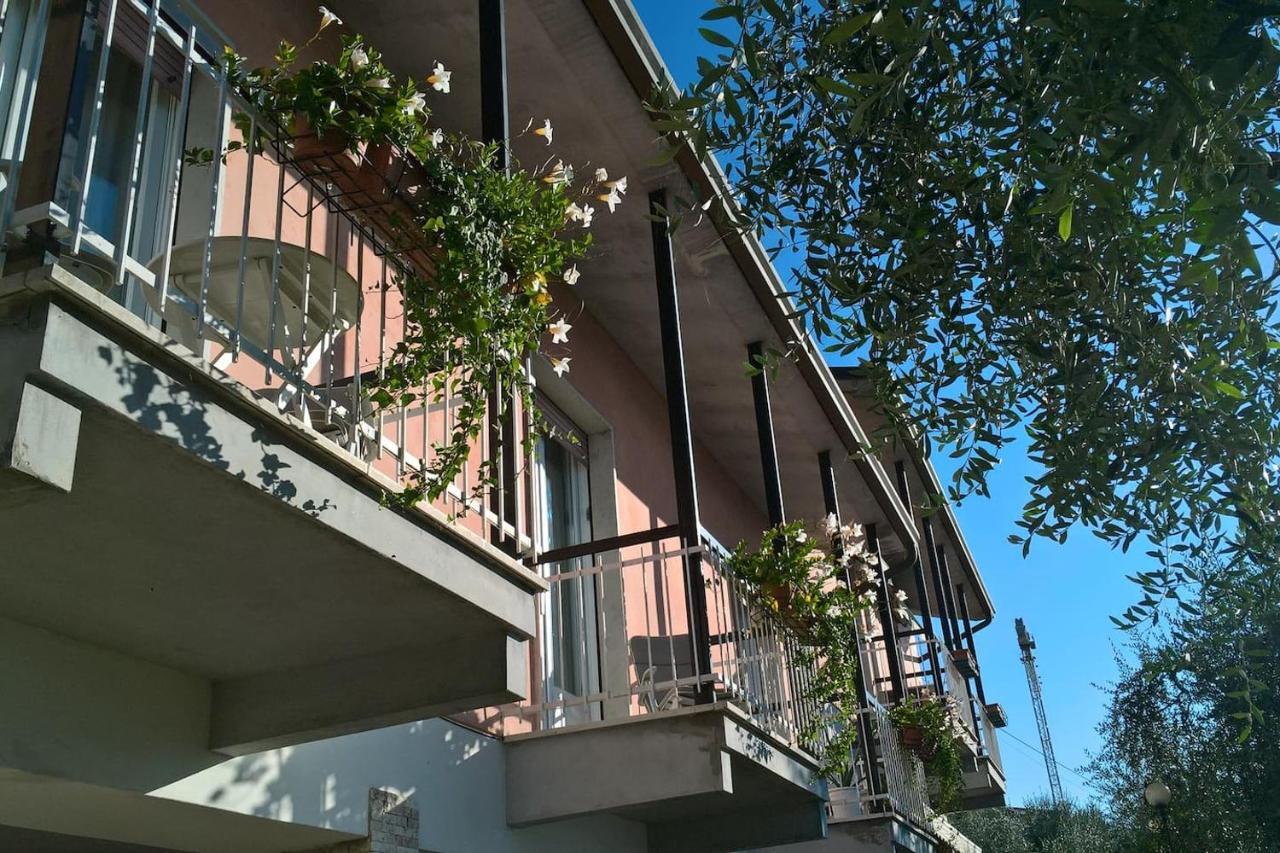 Villa Sul Lago Con Pontile Privato A Brenzone Sul Garda - Unique And Exclusive Extérieur photo