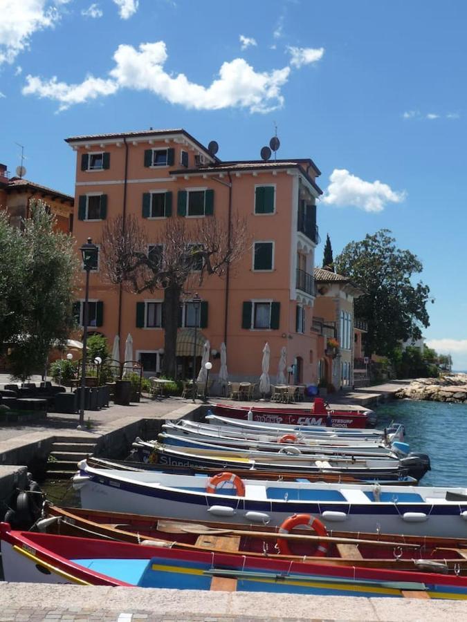 Villa Sul Lago Con Pontile Privato A Brenzone Sul Garda - Unique And Exclusive Extérieur photo
