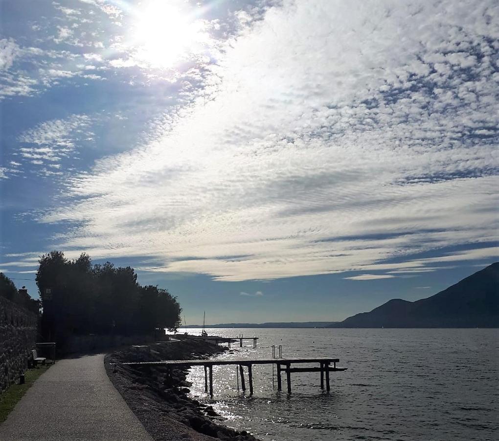 Villa Sul Lago Con Pontile Privato A Brenzone Sul Garda - Unique And Exclusive Extérieur photo