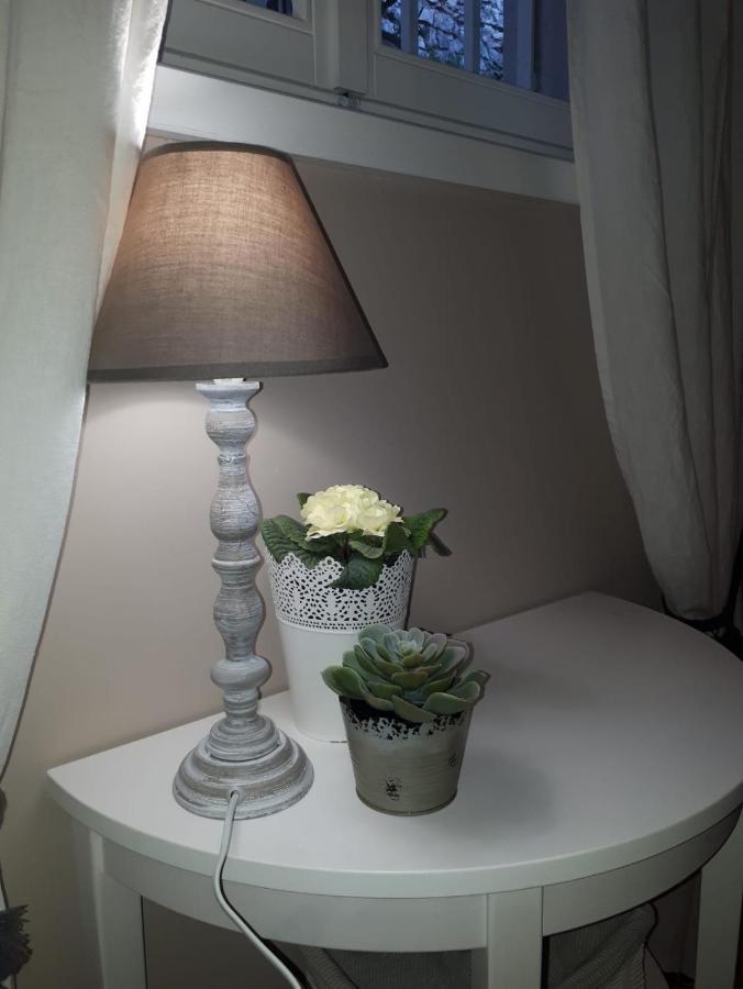 Villa Sul Lago Con Pontile Privato A Brenzone Sul Garda - Unique And Exclusive Extérieur photo